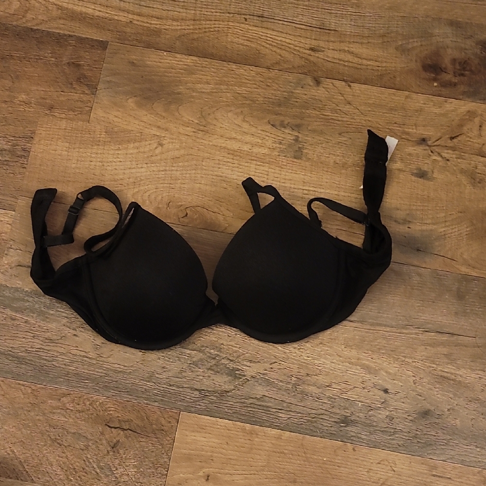 PINK Victoria's Secret Black Bra